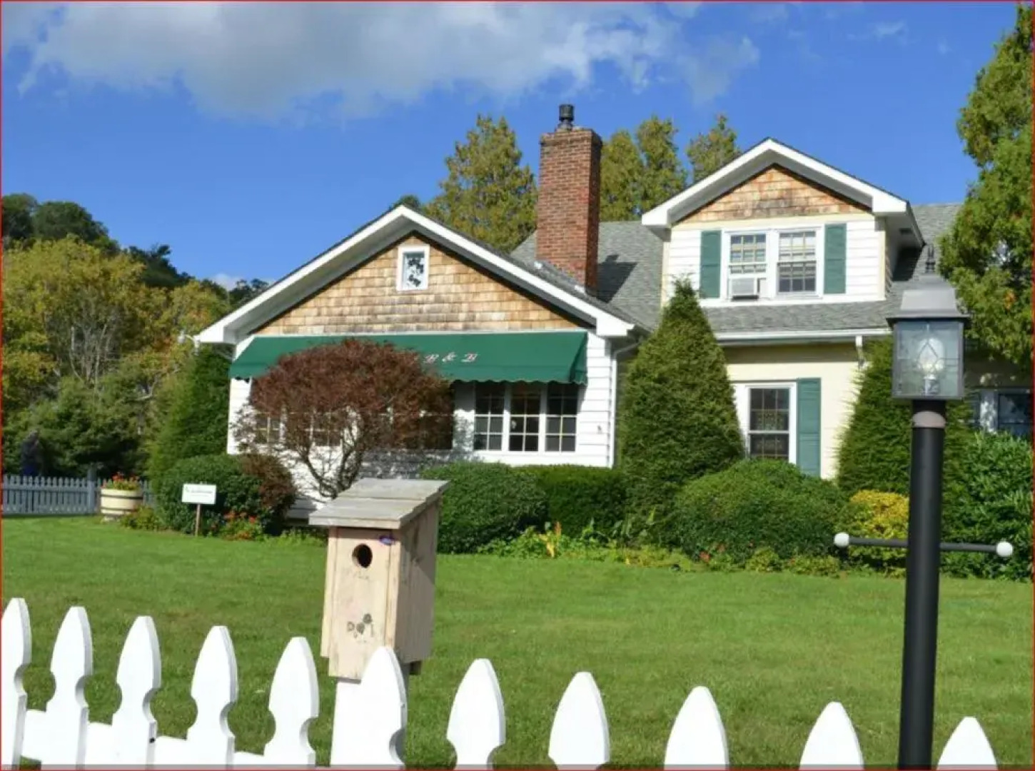 Azalea Inn Bed & Breakfast