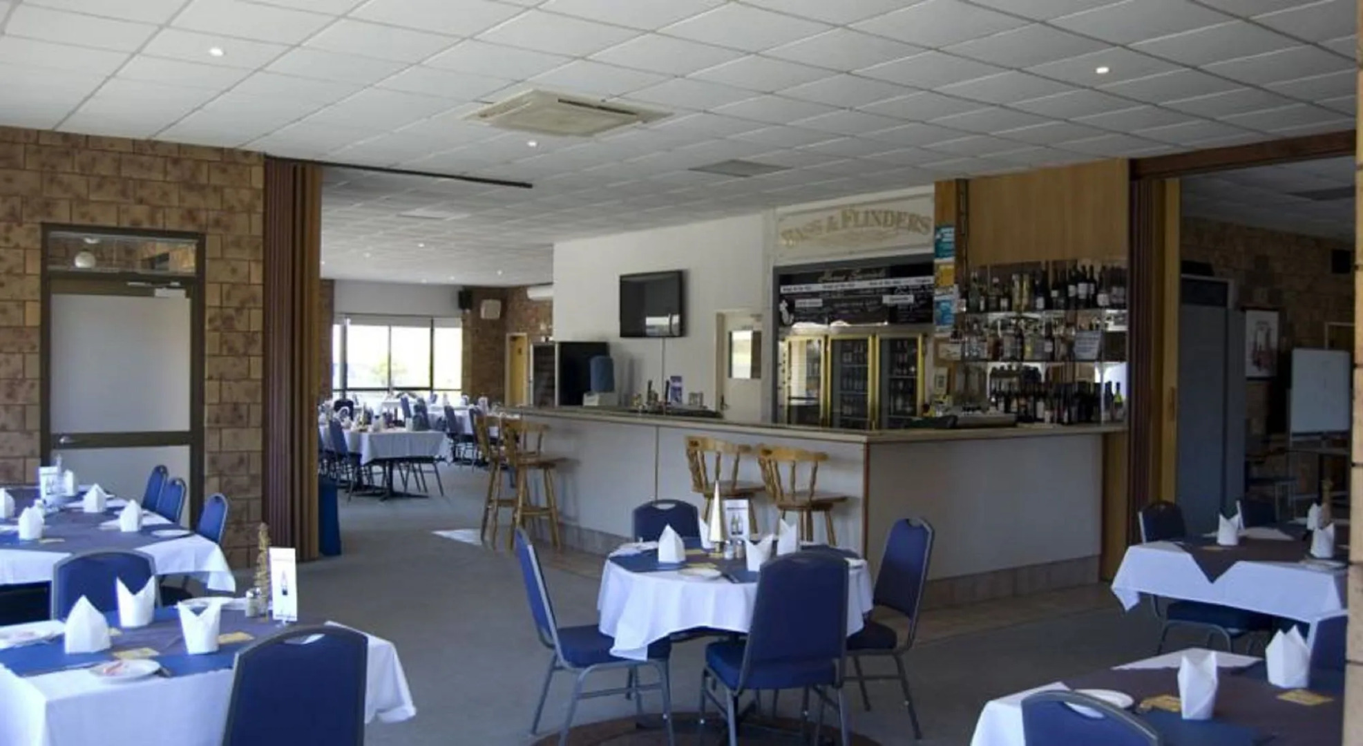 Bass and Flinders Motor Inn