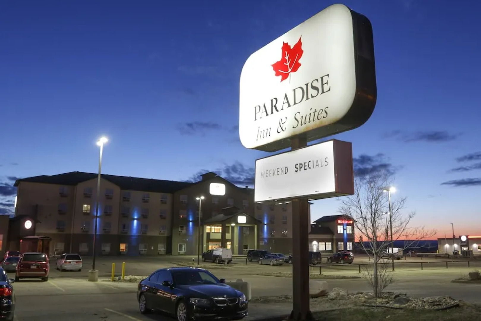 Paradise Inn & Suites Valleyview