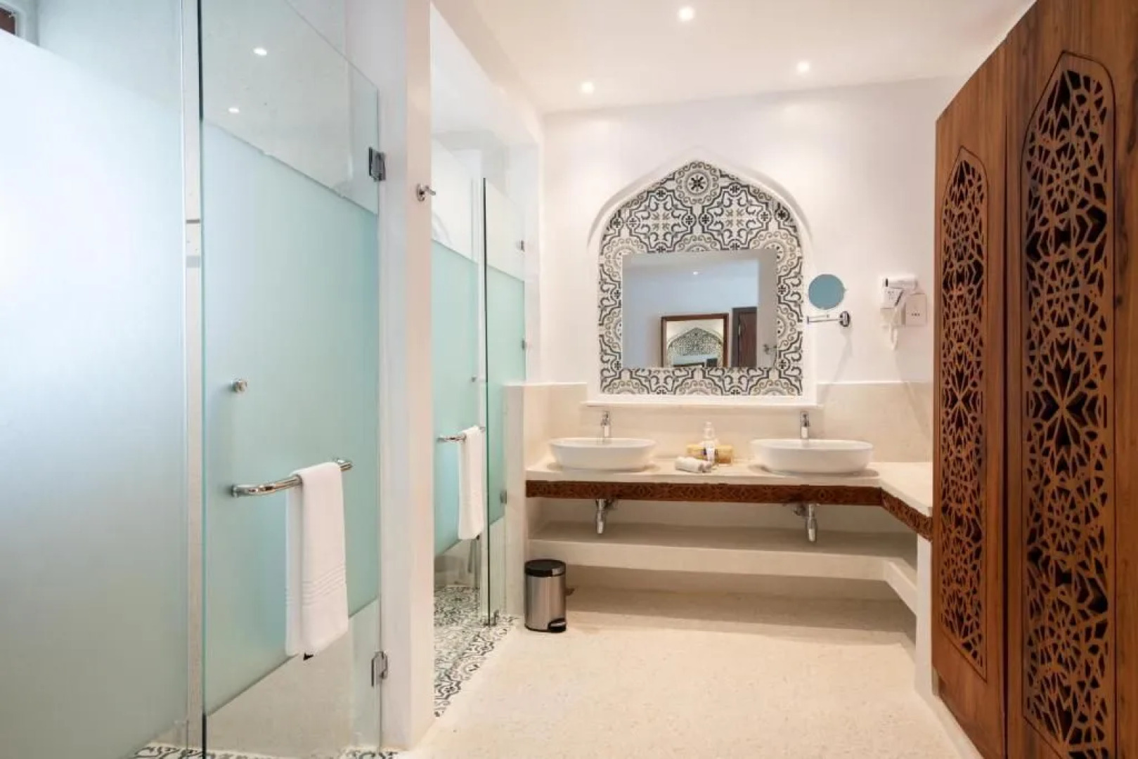 Отель LUX Marijani Zanzibar