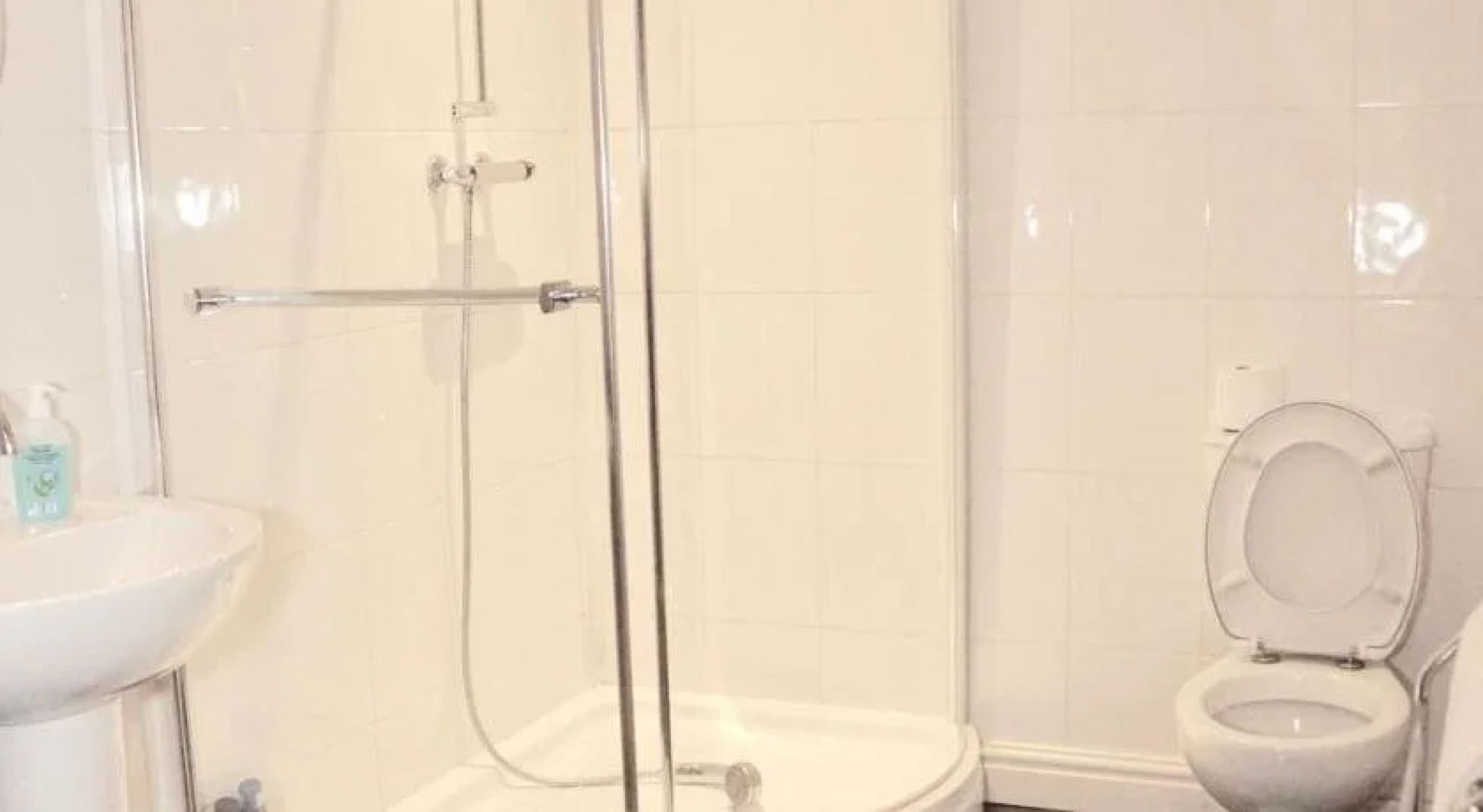 Ravencar Farm Bed and Breakfast