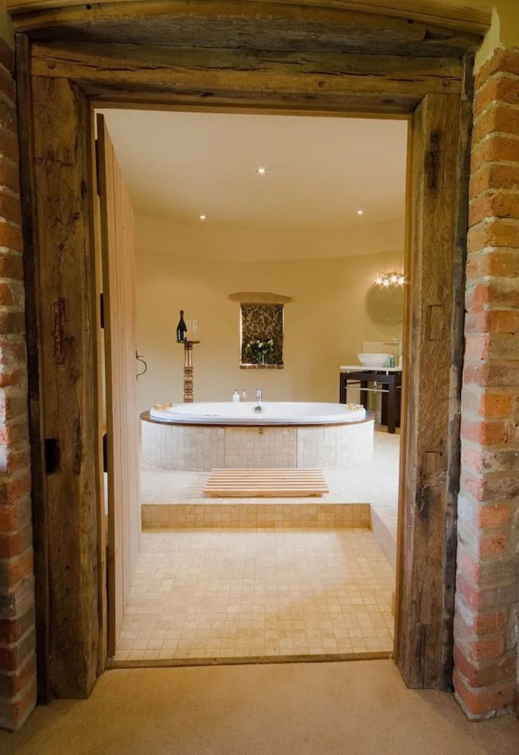 Frasers At Coldharbour Farm