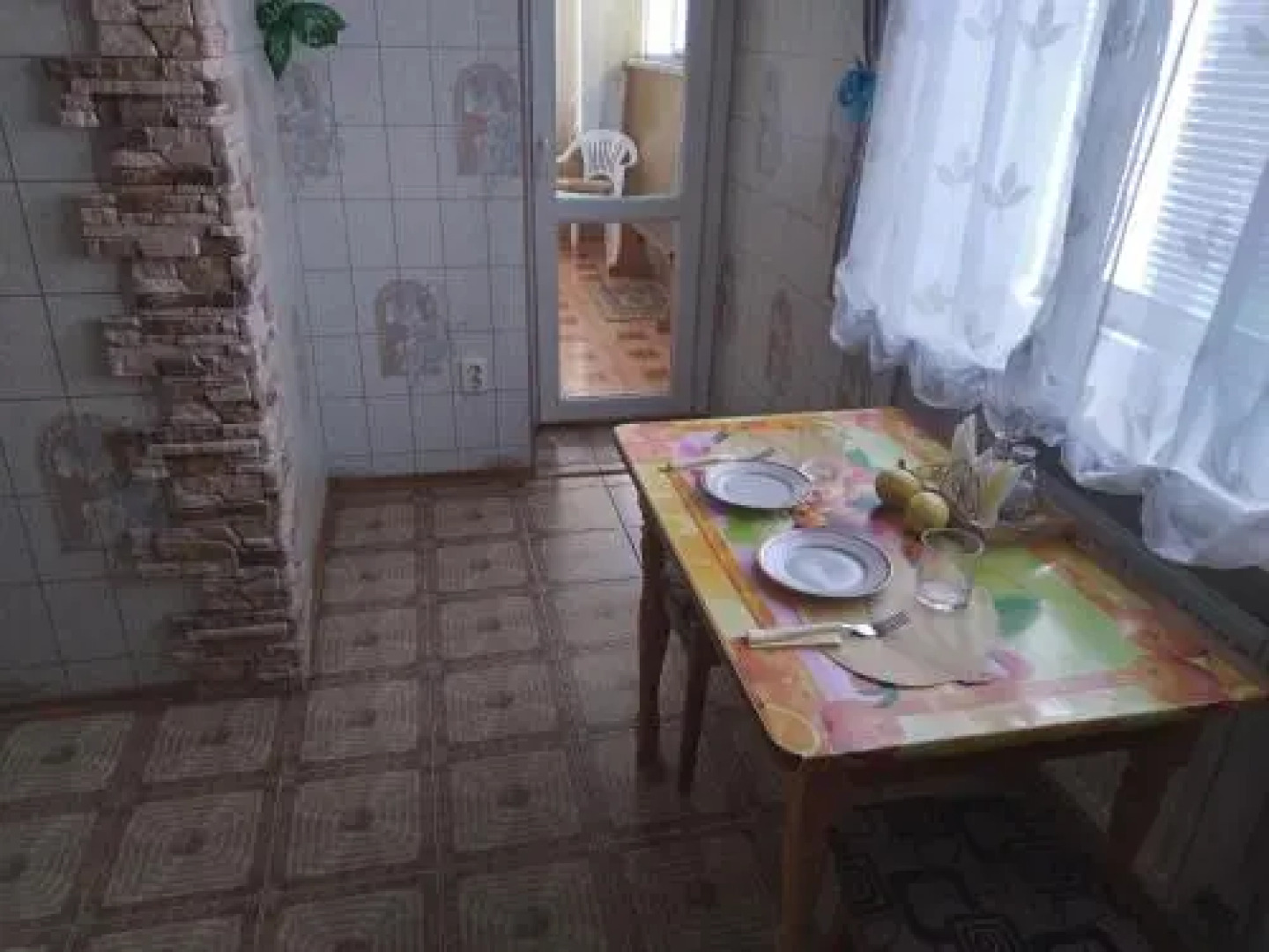 Apartment on Peremohy Street 8