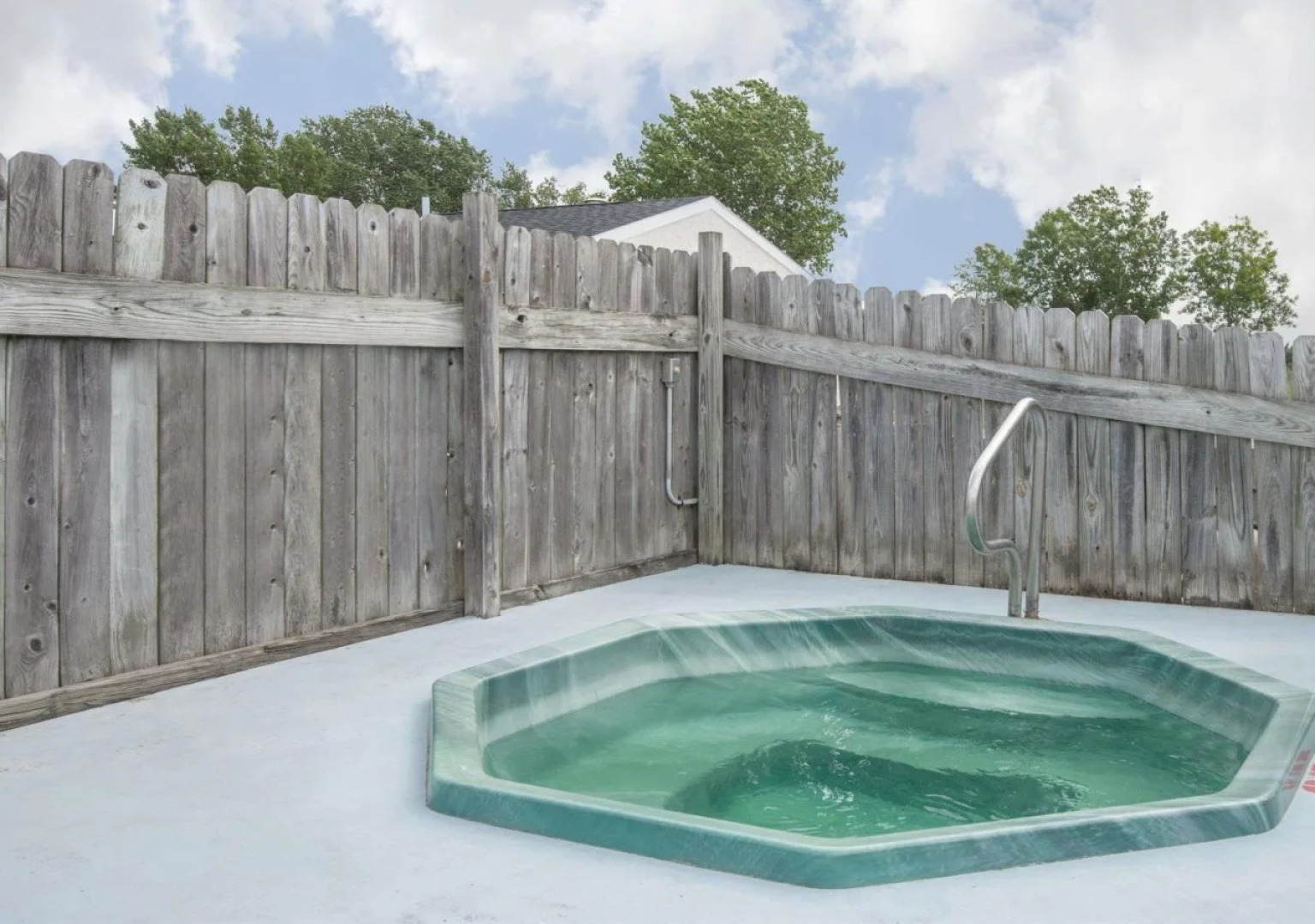 Knights Inn Sandusky