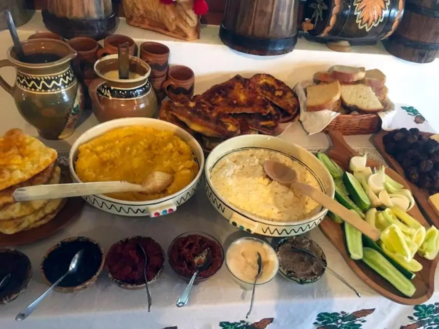 Pensiunea Casa Traditiilor