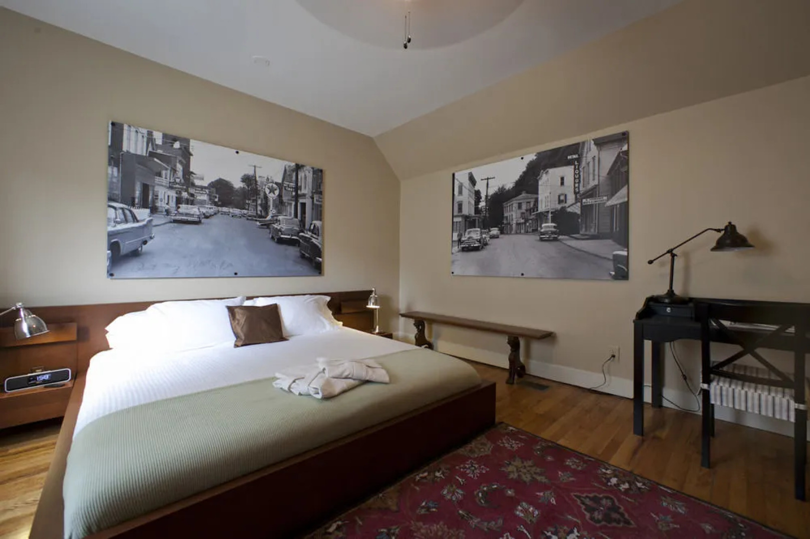 The 1850 House Inn and Tavern