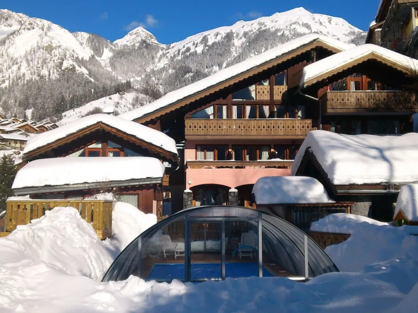 Neat Studio in a Large Chalet 1 km Away From the Nice Center