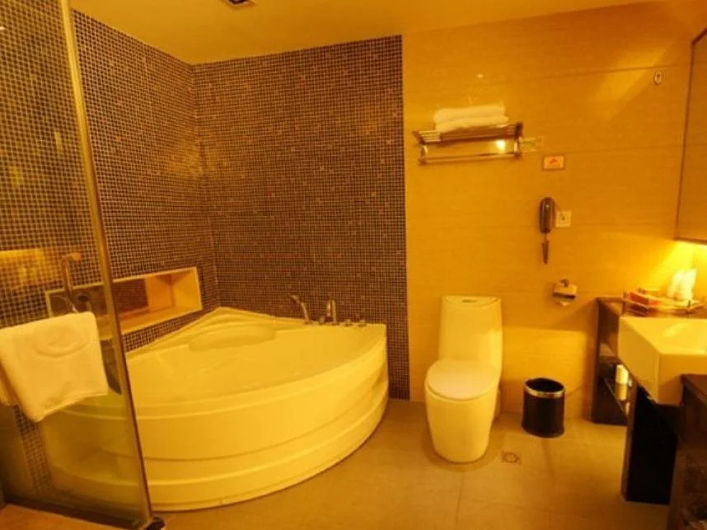 Golden Spring Hotel Lijiang