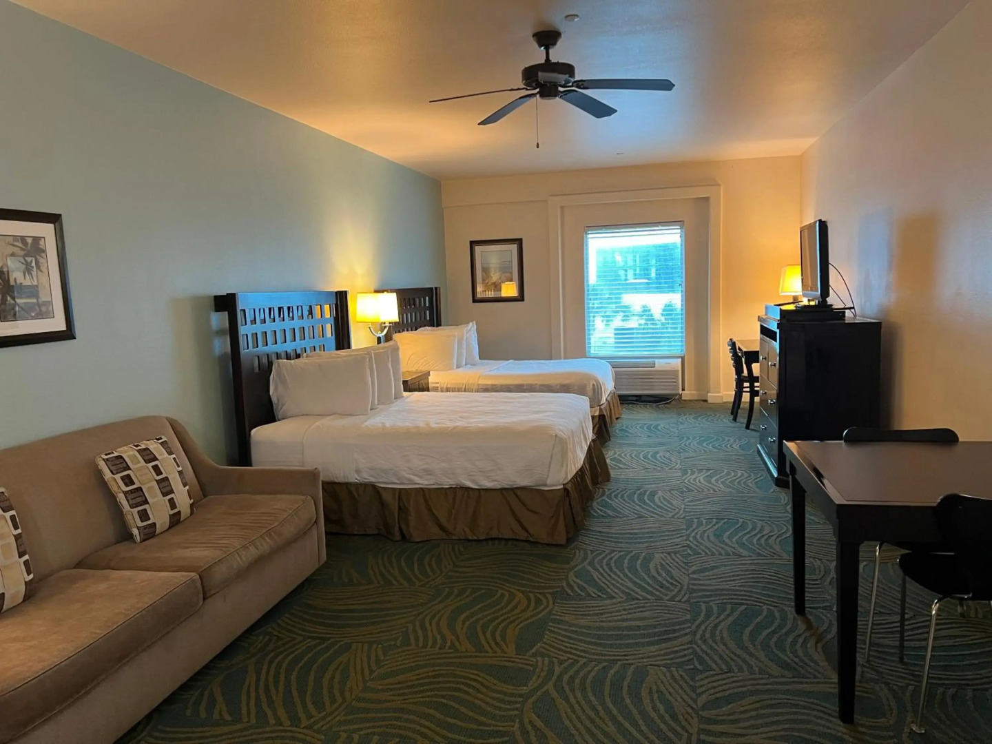 Sunchase Inn & Suites