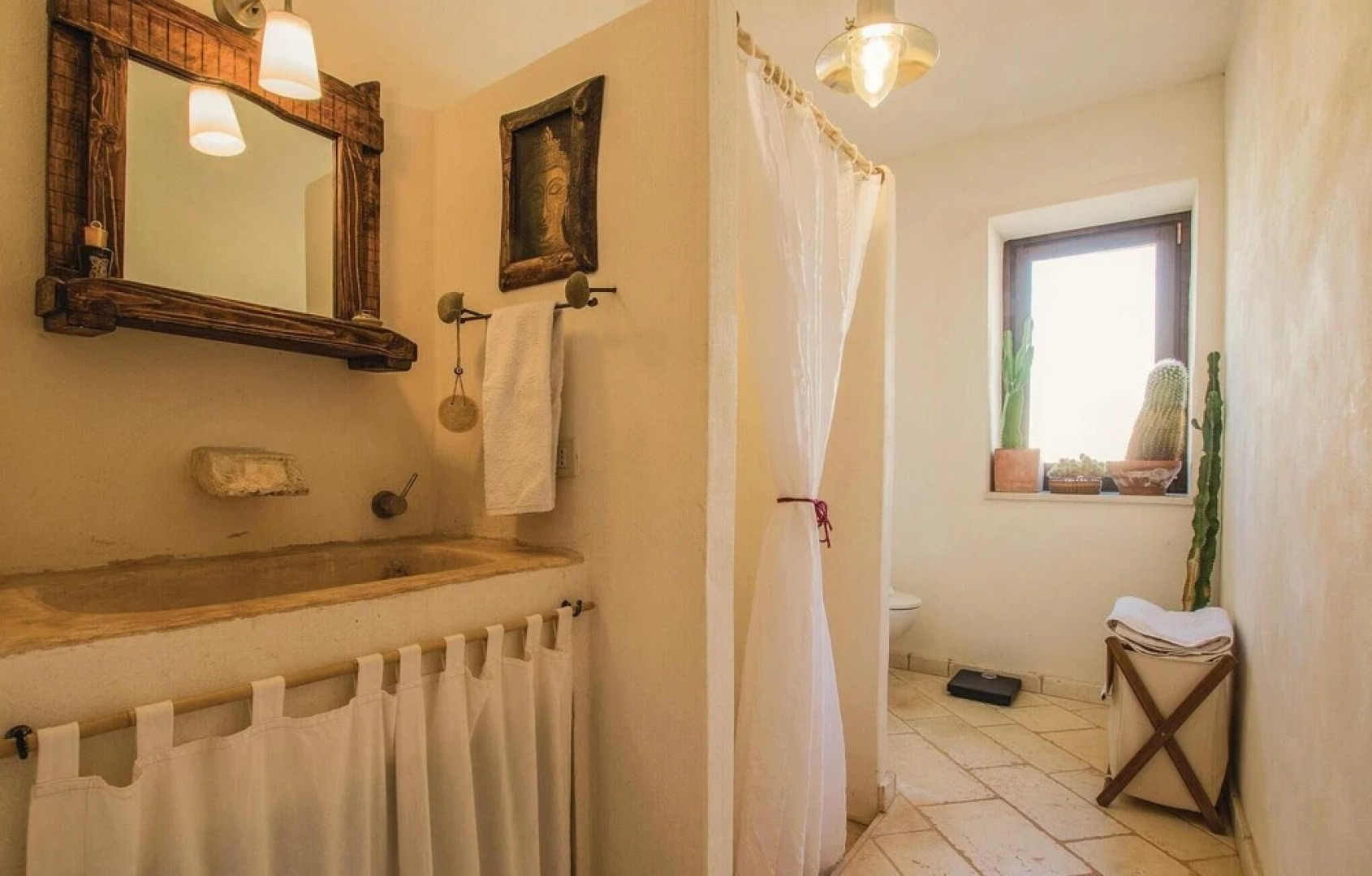 Amazing Home in Ostuni -br- With Wifi, Private Swimming Pool and Outdoor Swimming Pool