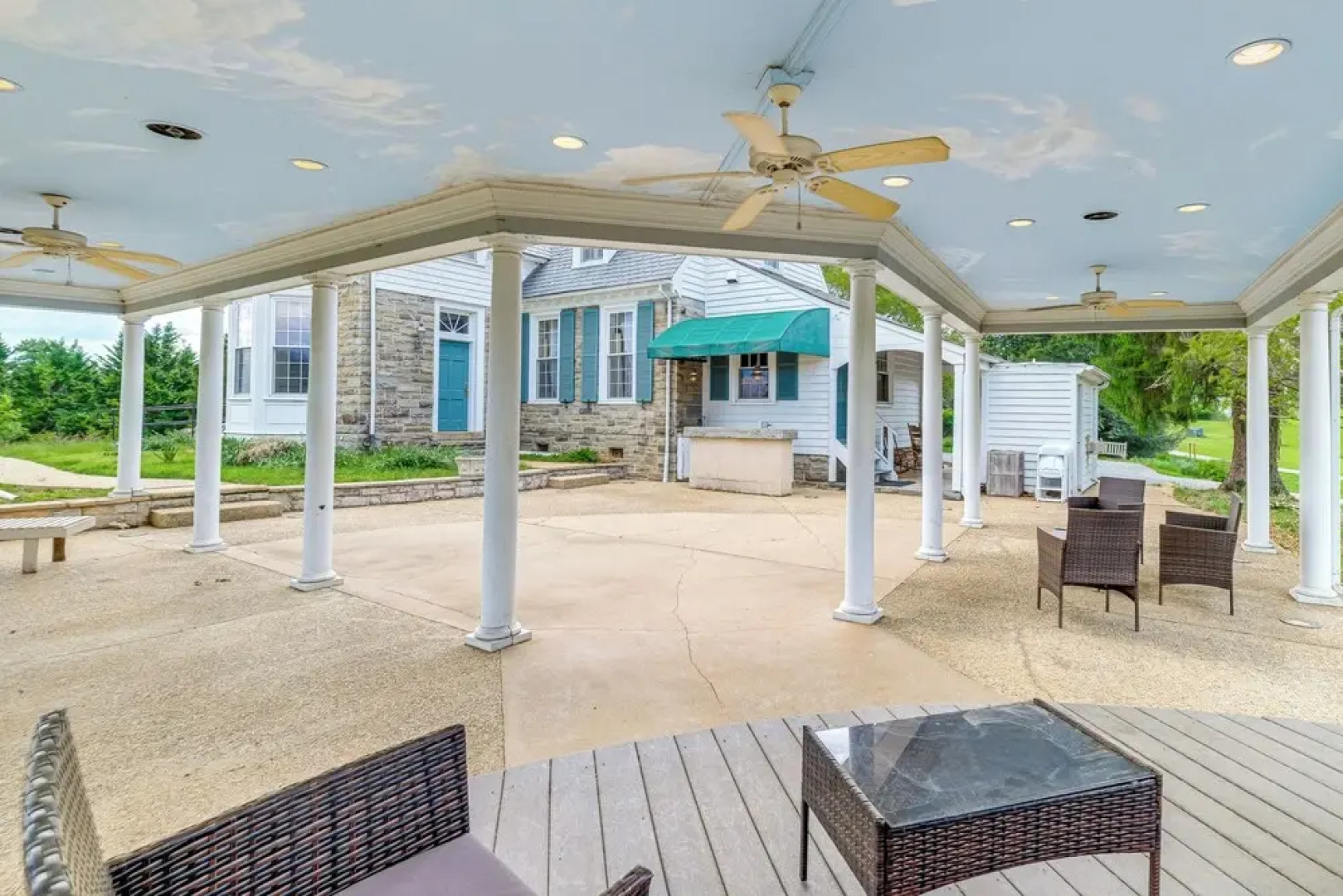 9-acre New River Retreat Near Radford University