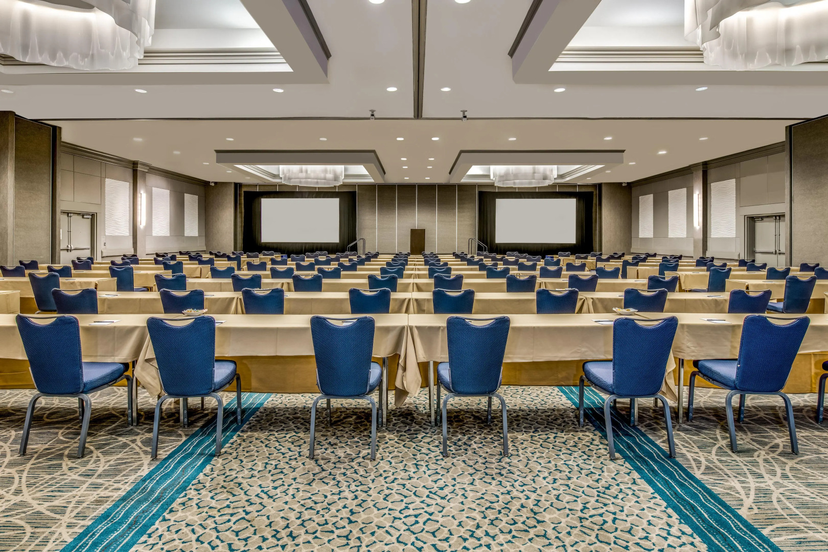 Crowne Plaza Cabana, Palo Alto by IHG