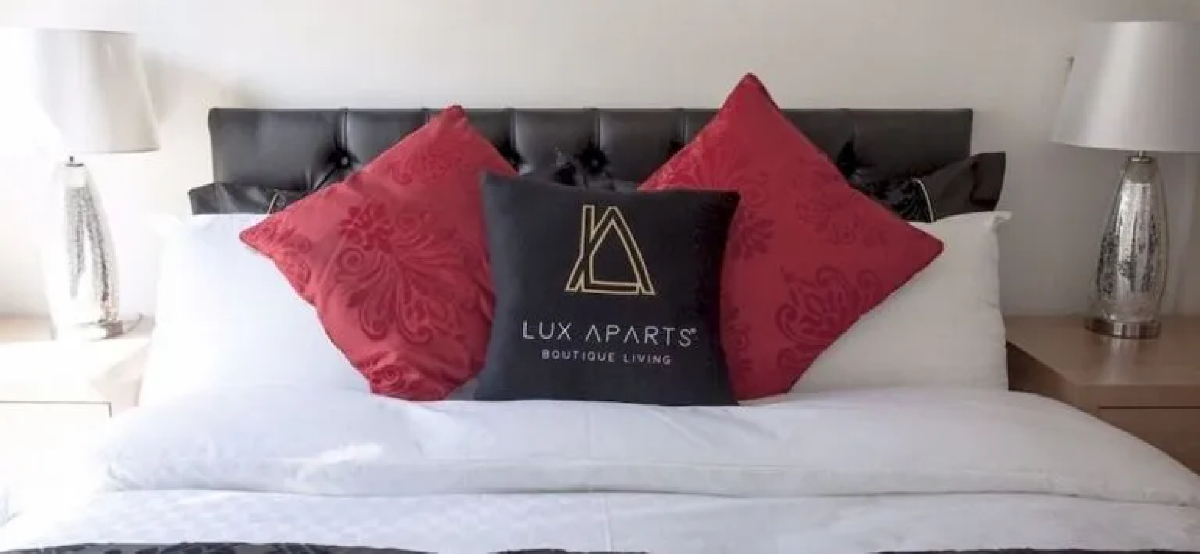 Lux Aparts Huddersfield Central