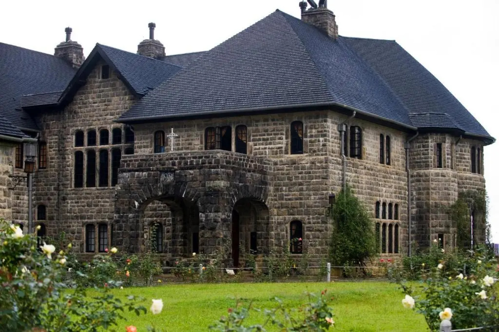 Grand View Guest House & Restaurant