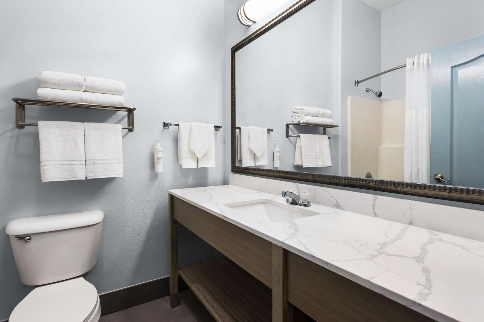 La Copa Inn Beach Hotel