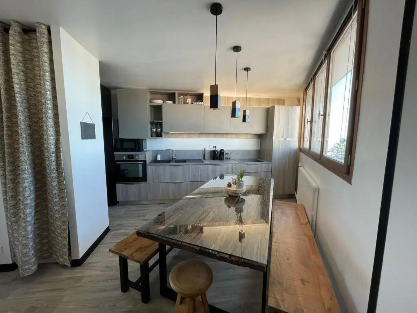 Bien d’exception aux pieds des pistes 1750 roche b