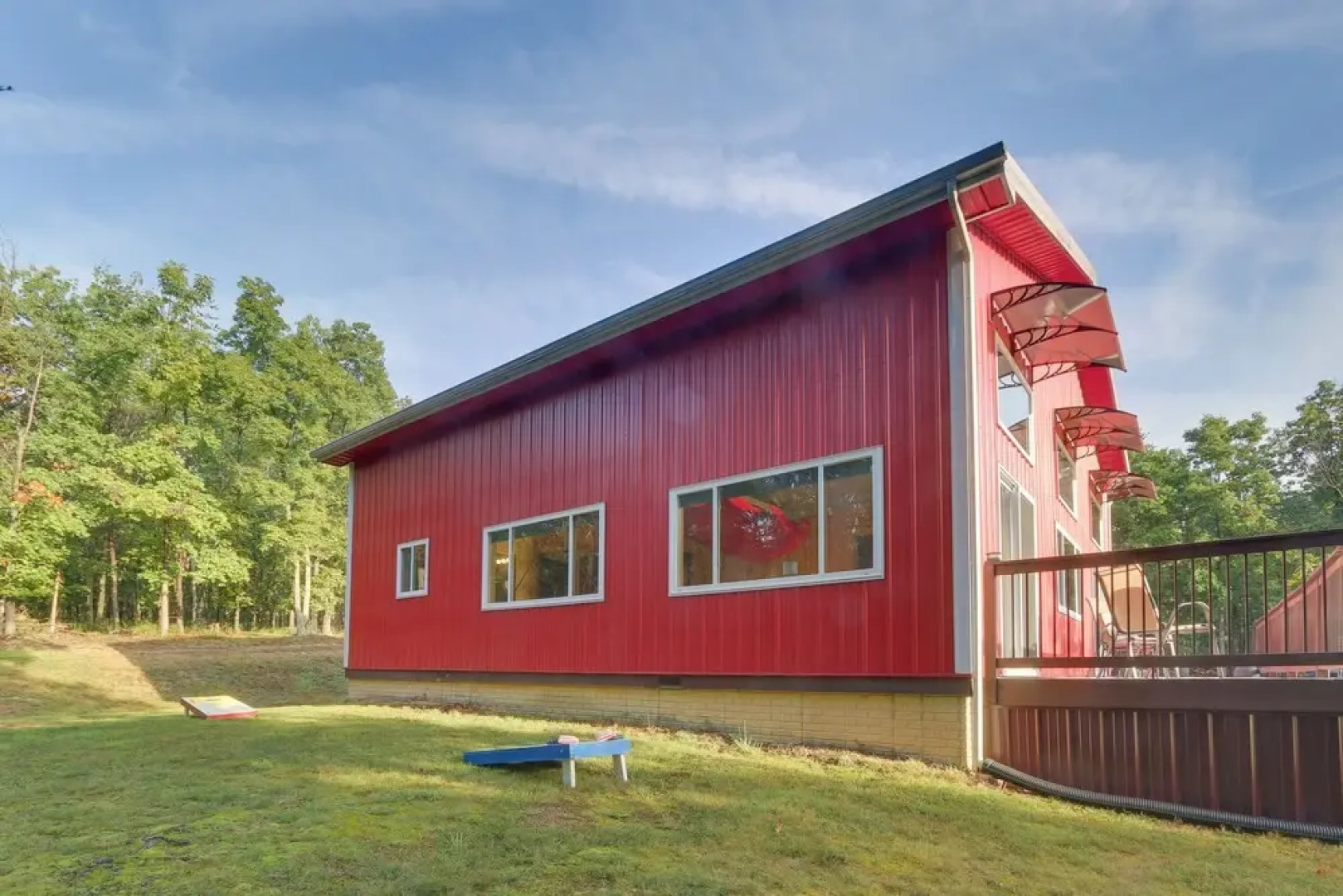 Secluded Berkeley Springs Home w/ Fire Pit + Deck!