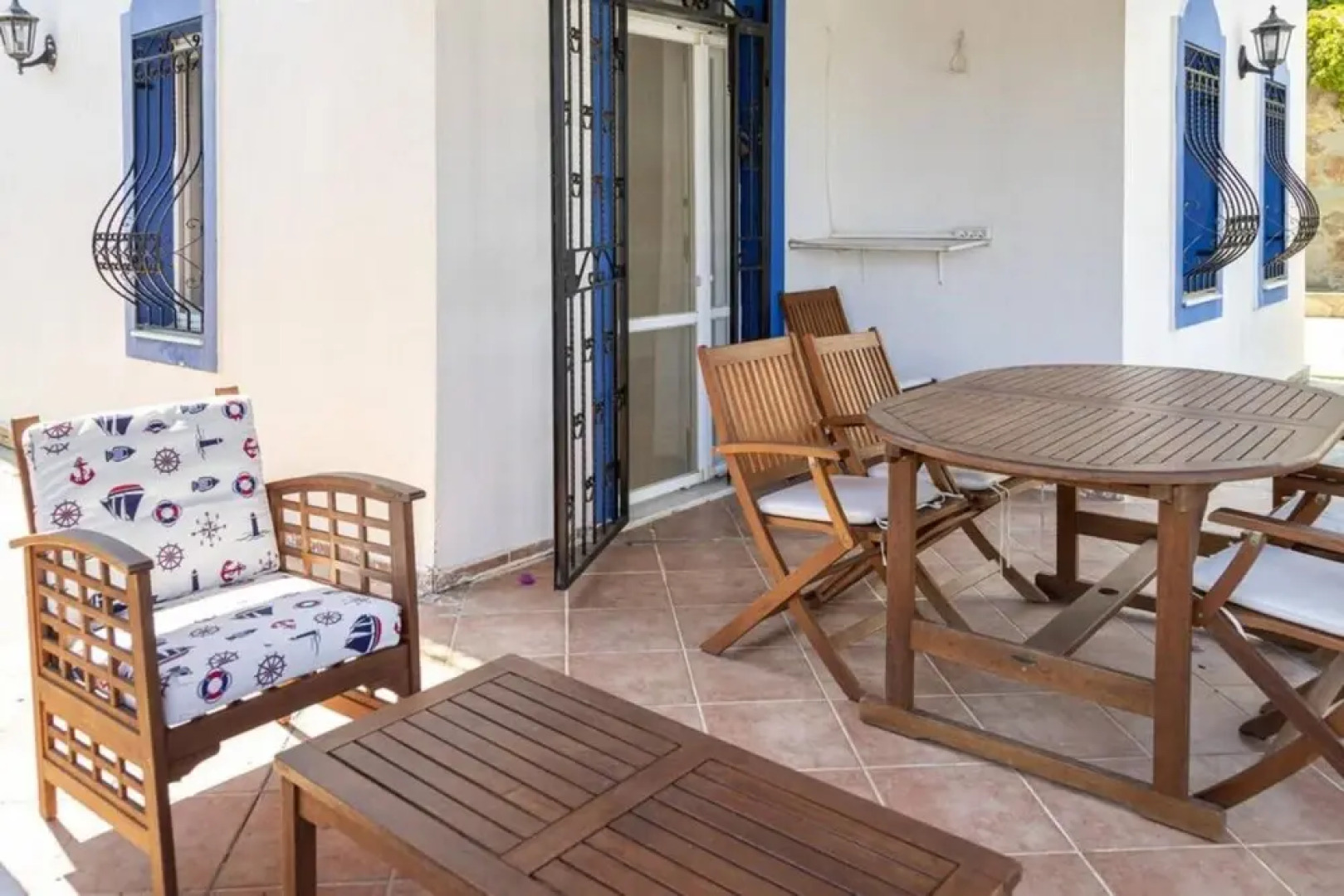 2 BR House With Garden in the Heart of Yalikavak