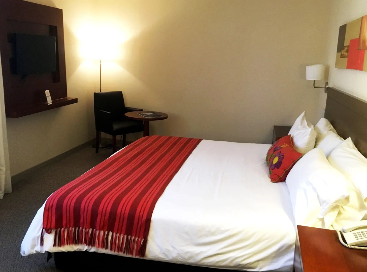 Howard Johnson by Wyndham Yerba Buena