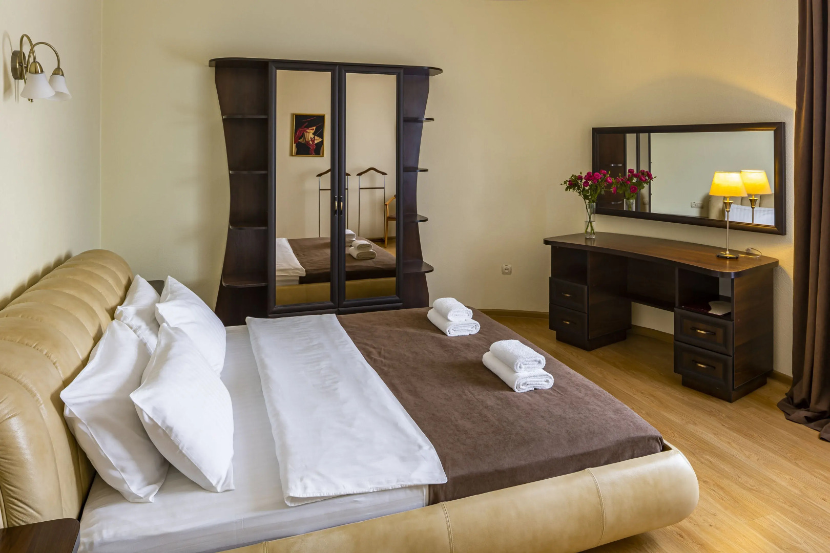 Отель «Галактика»