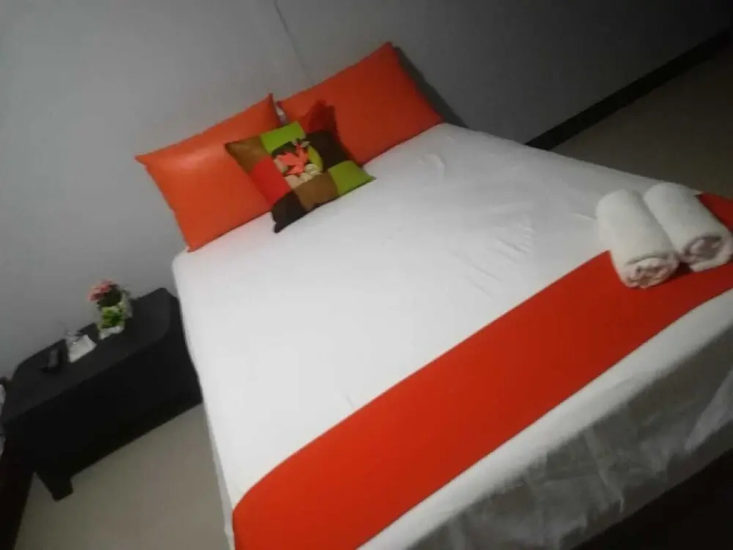 Soda y Cabinas El Parque