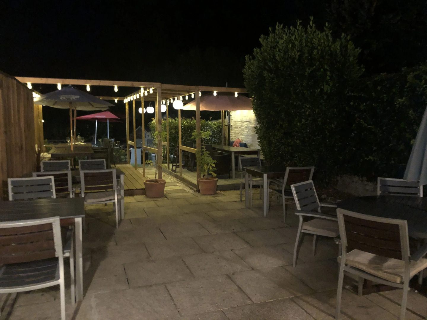 Morleys Bistro | By Huluki Sussex Stays