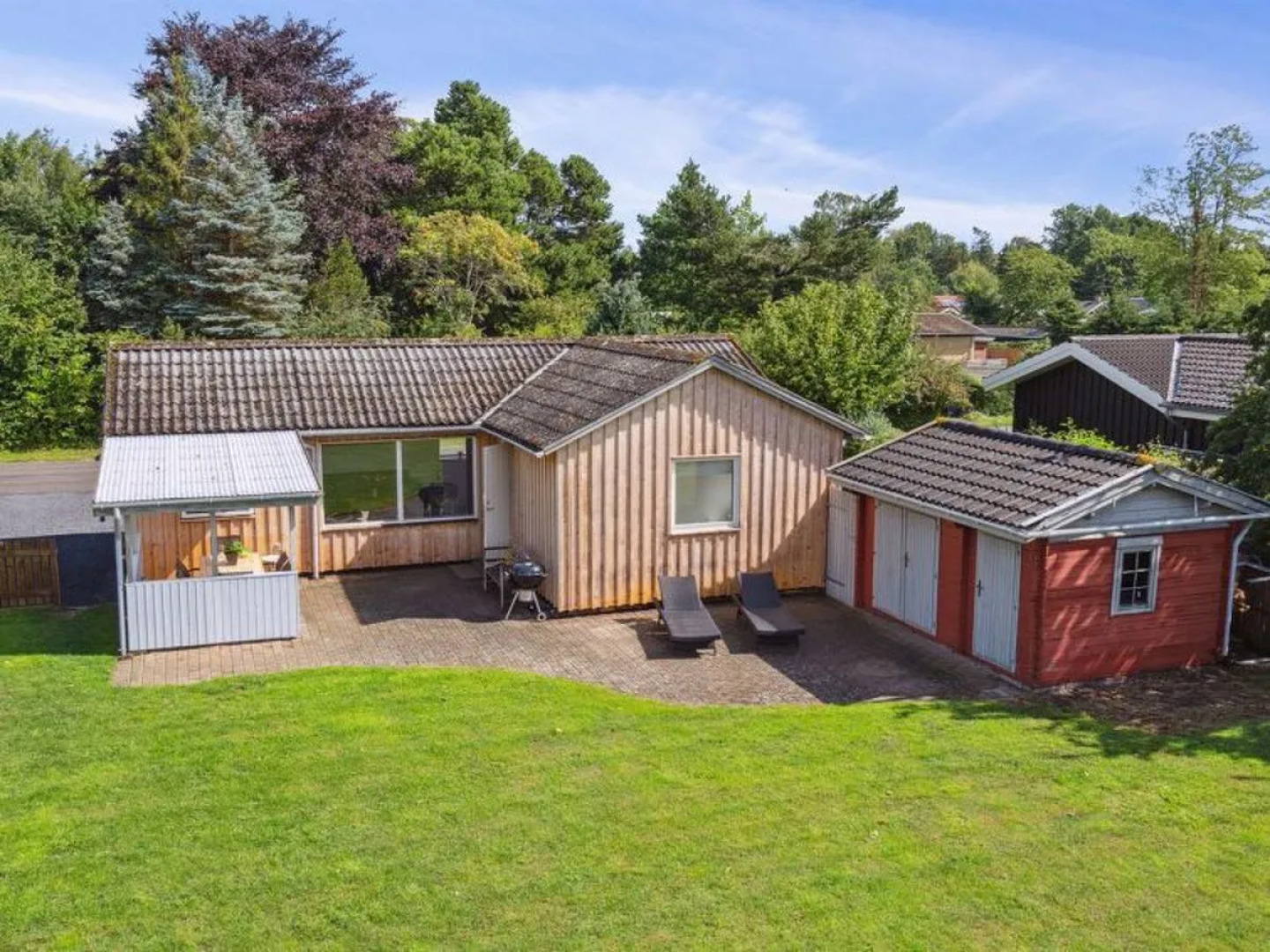 "Henric" - 500m from the sea in Sealand