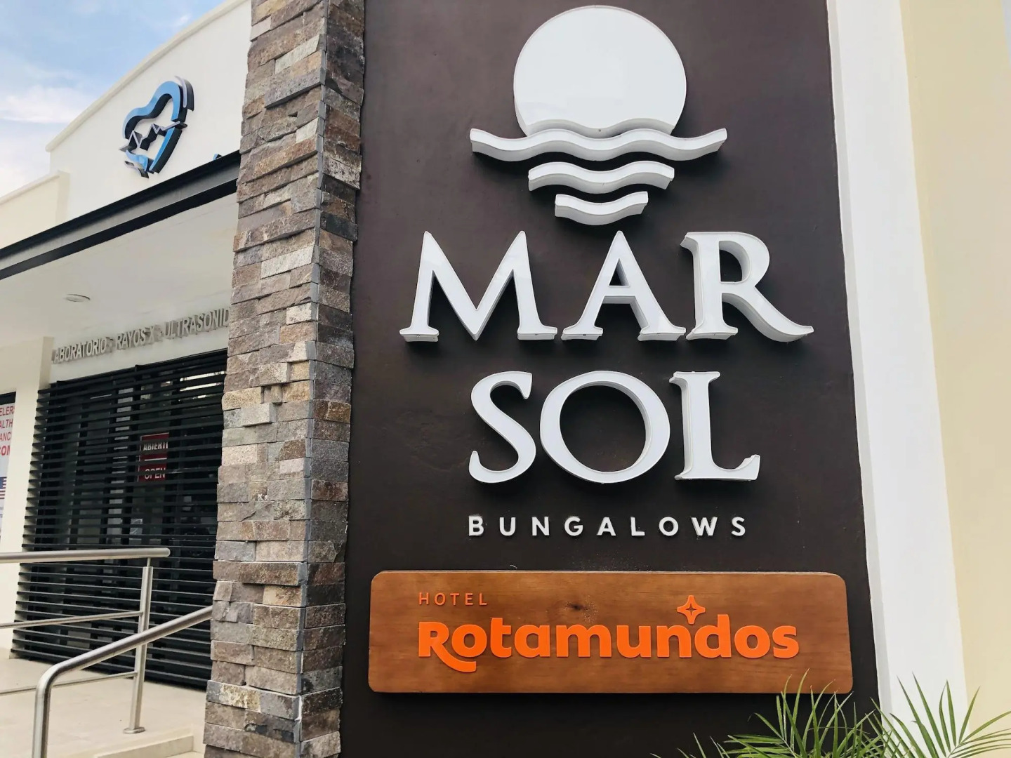 BUNGALOWS Mar- Sol