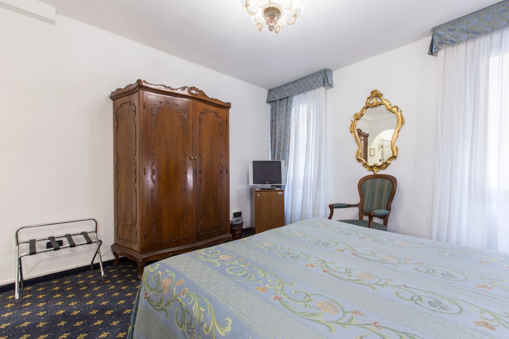 Hotel Ambassador Tre Rose