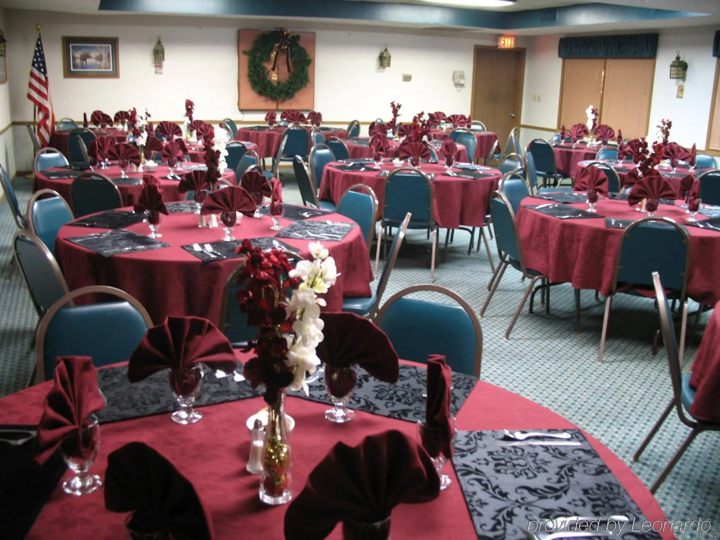 Shawano Four Seasons Hotel