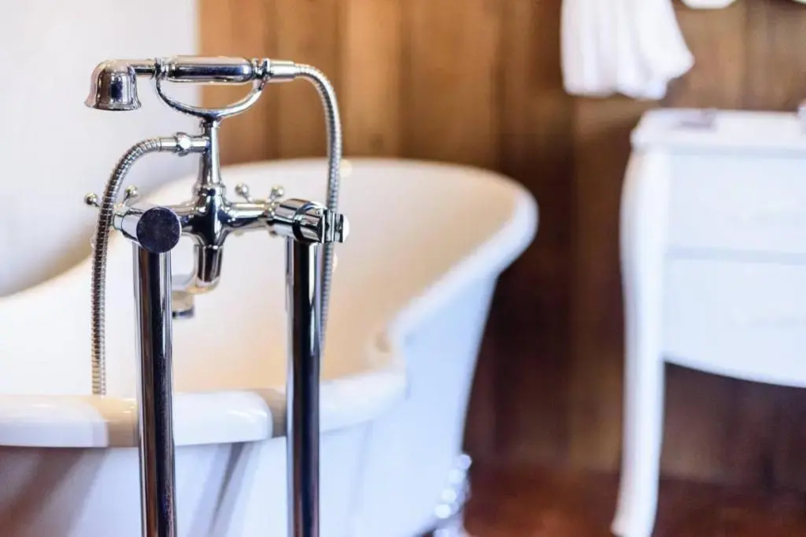 Rimrabeang Amphawa Cafe and Suite