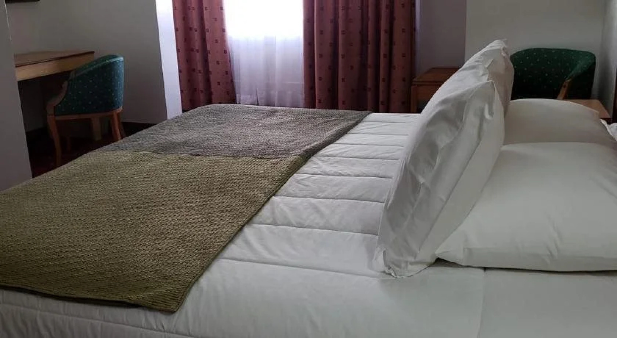 Hotel Gavina Express