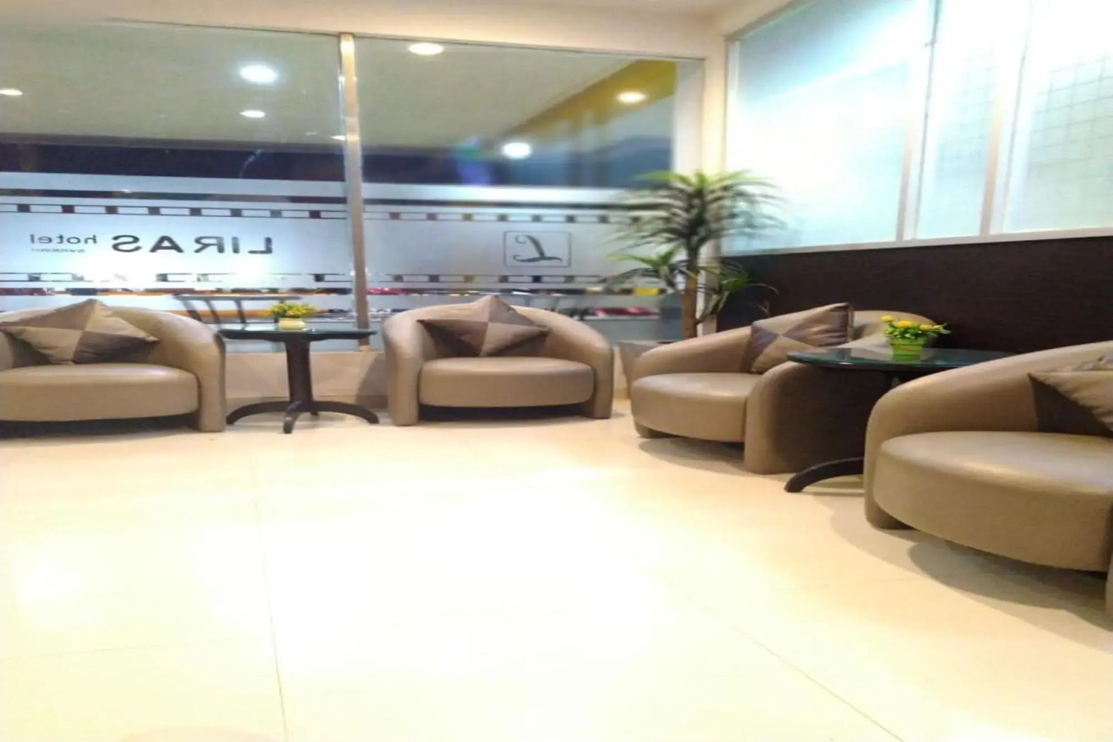 Liras Hotel by Airy Rooms