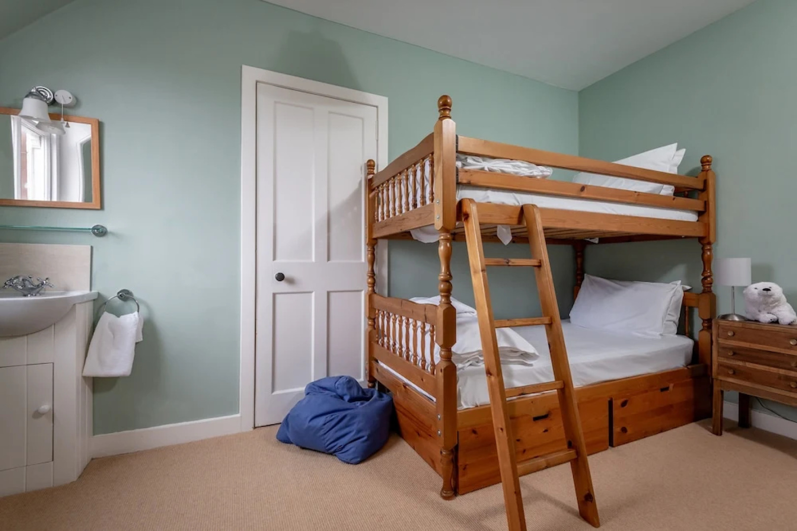 The Stables Loft, Close to Elie Beach