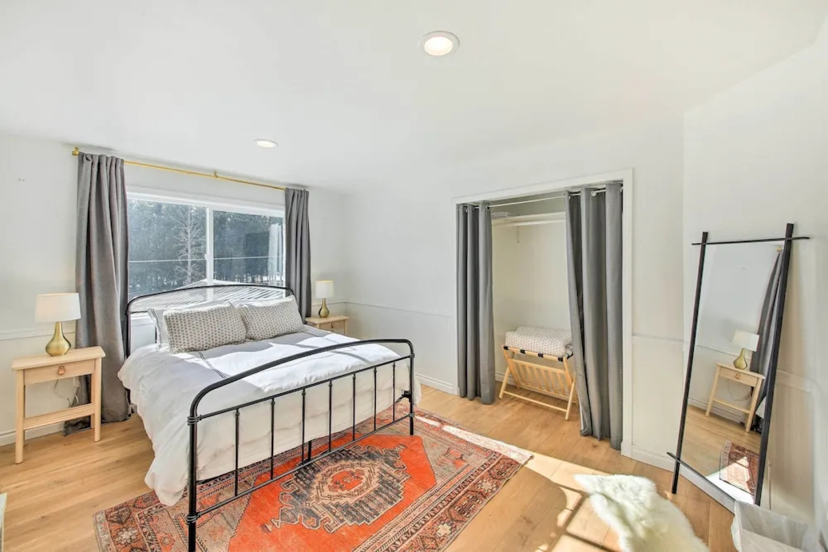 Sagle Family Getaway < 1 Mi to River & Beach