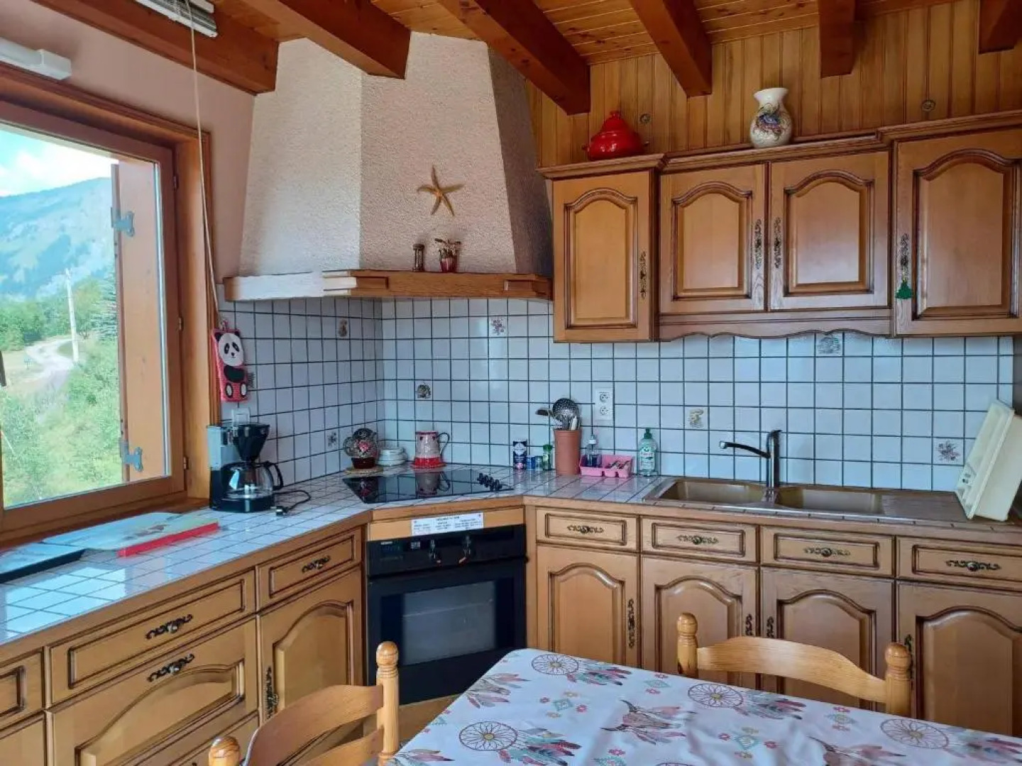 Chalet Albiez-Montrond, 4 pièces, 8 personnes - FR-1-618-10
