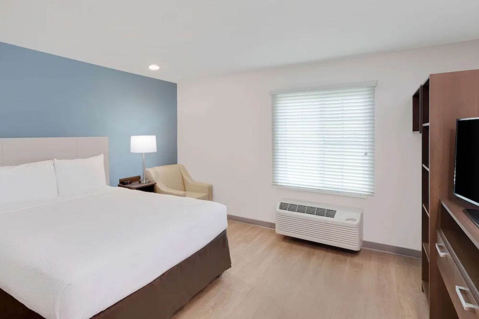 Woodspring Suites  West Des Moines