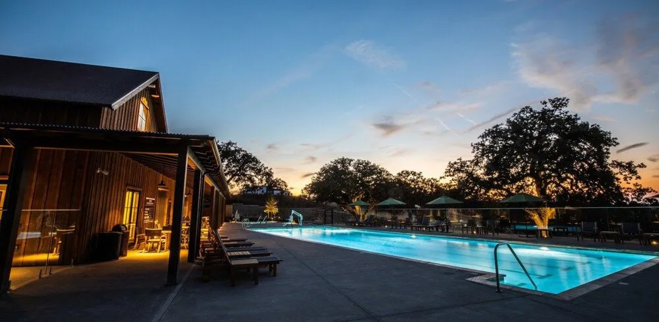 Cava Robles RV Resort