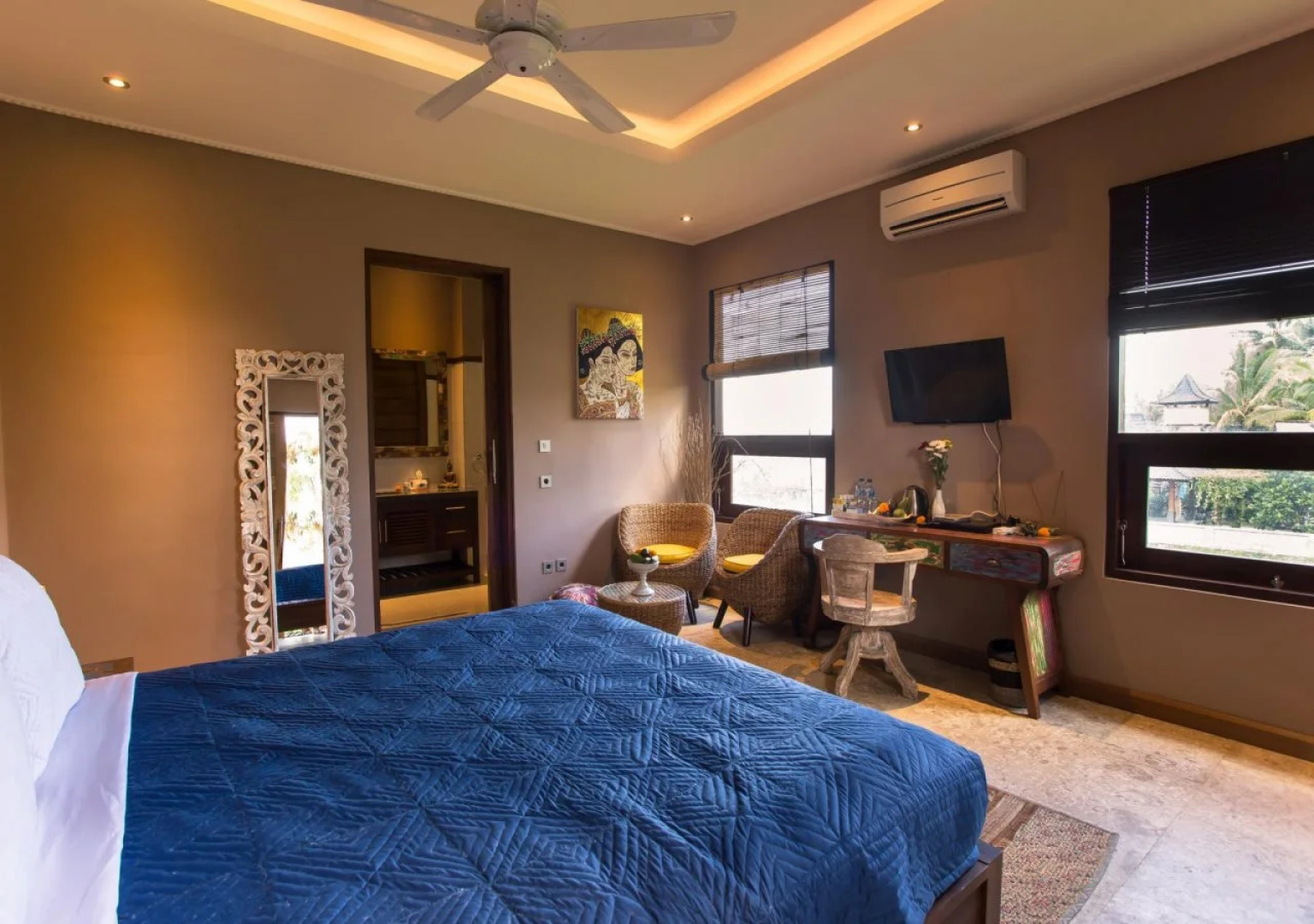 Solo Villas and Retreat