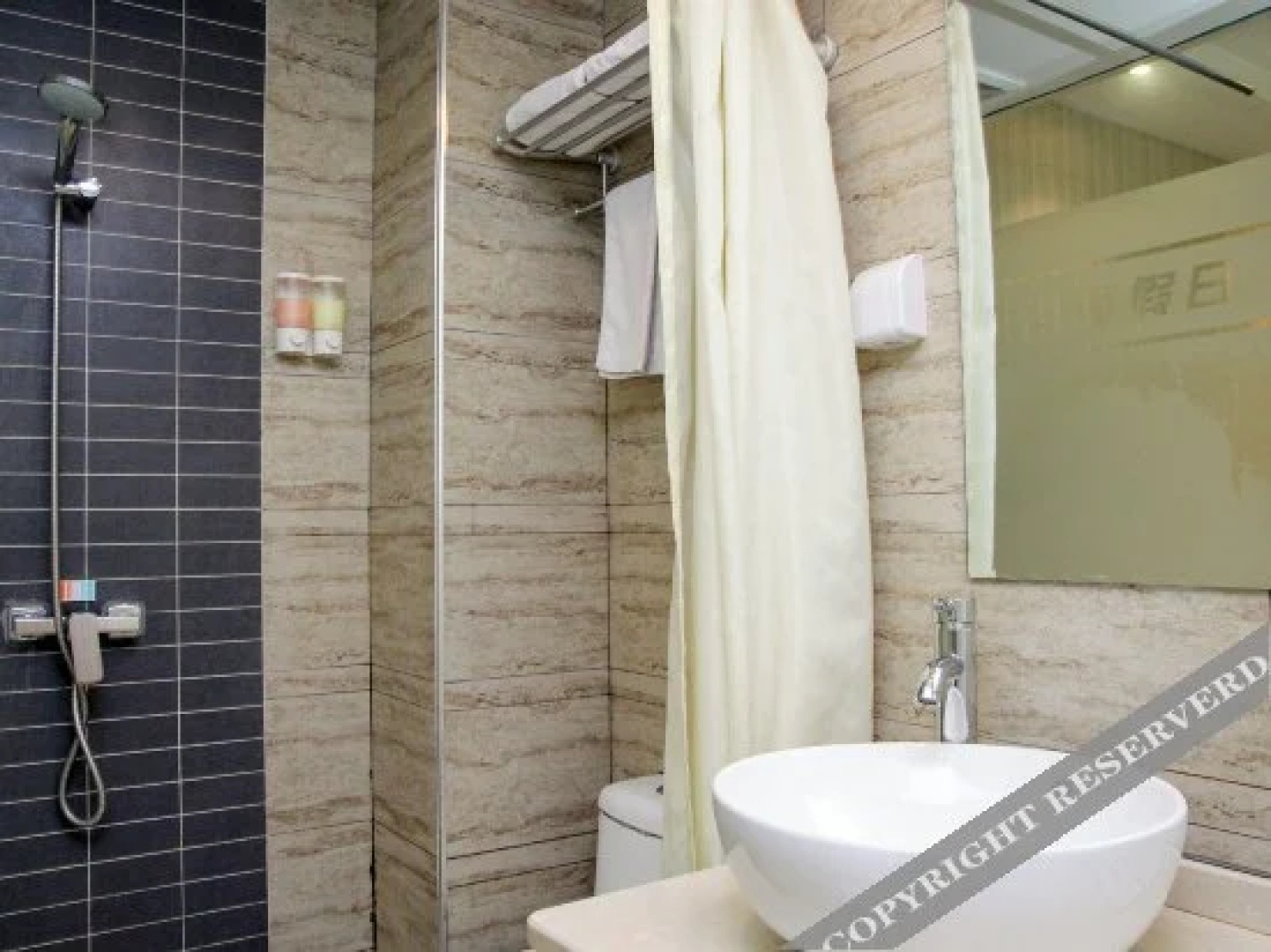 Baisi Express Hotel Yichang Wanda Plaza