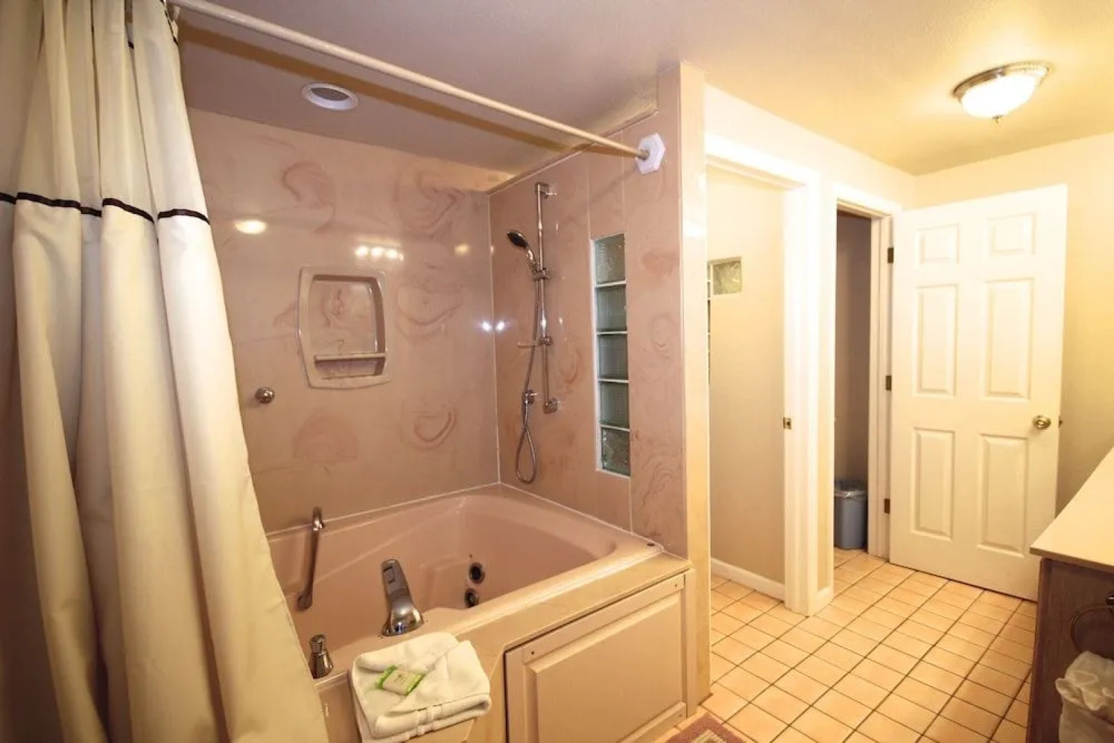 Streamside on Fall River