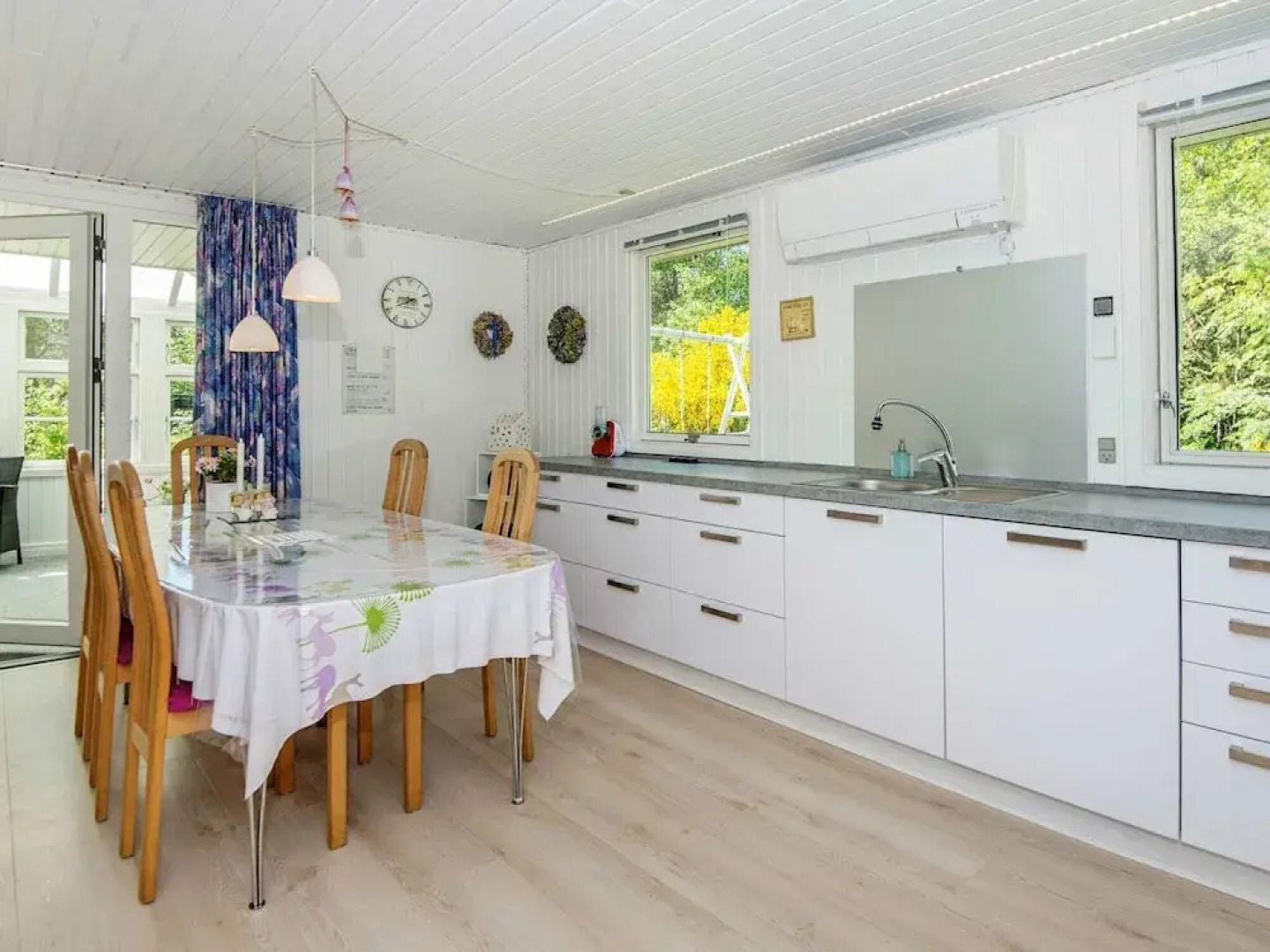 Simplistic Holiday Home in Ringkøbing near Sea