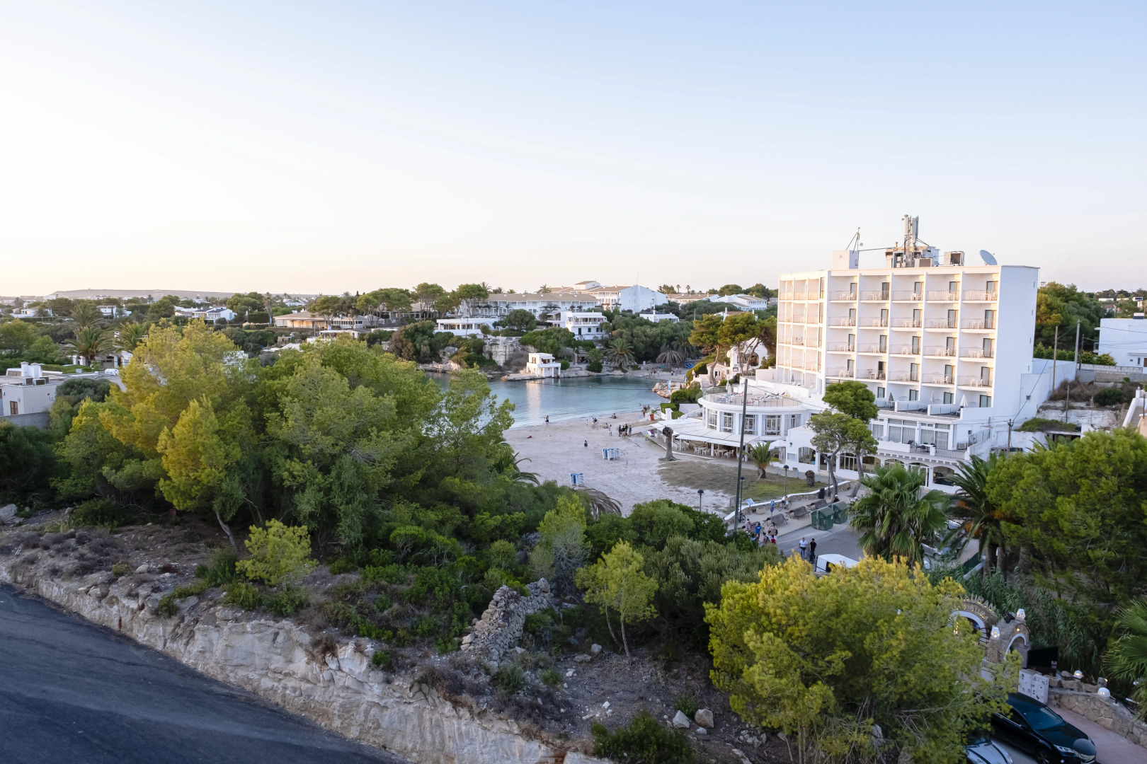 Petit Sagitario ( Only Adults )