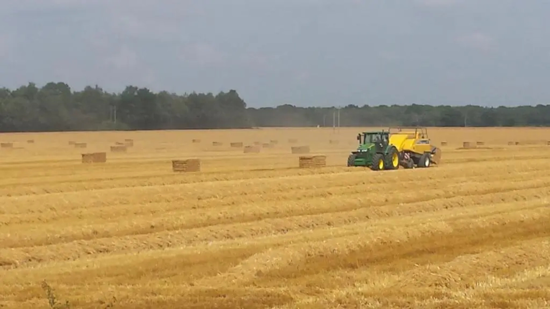 Chimneys Bed  Breakfast