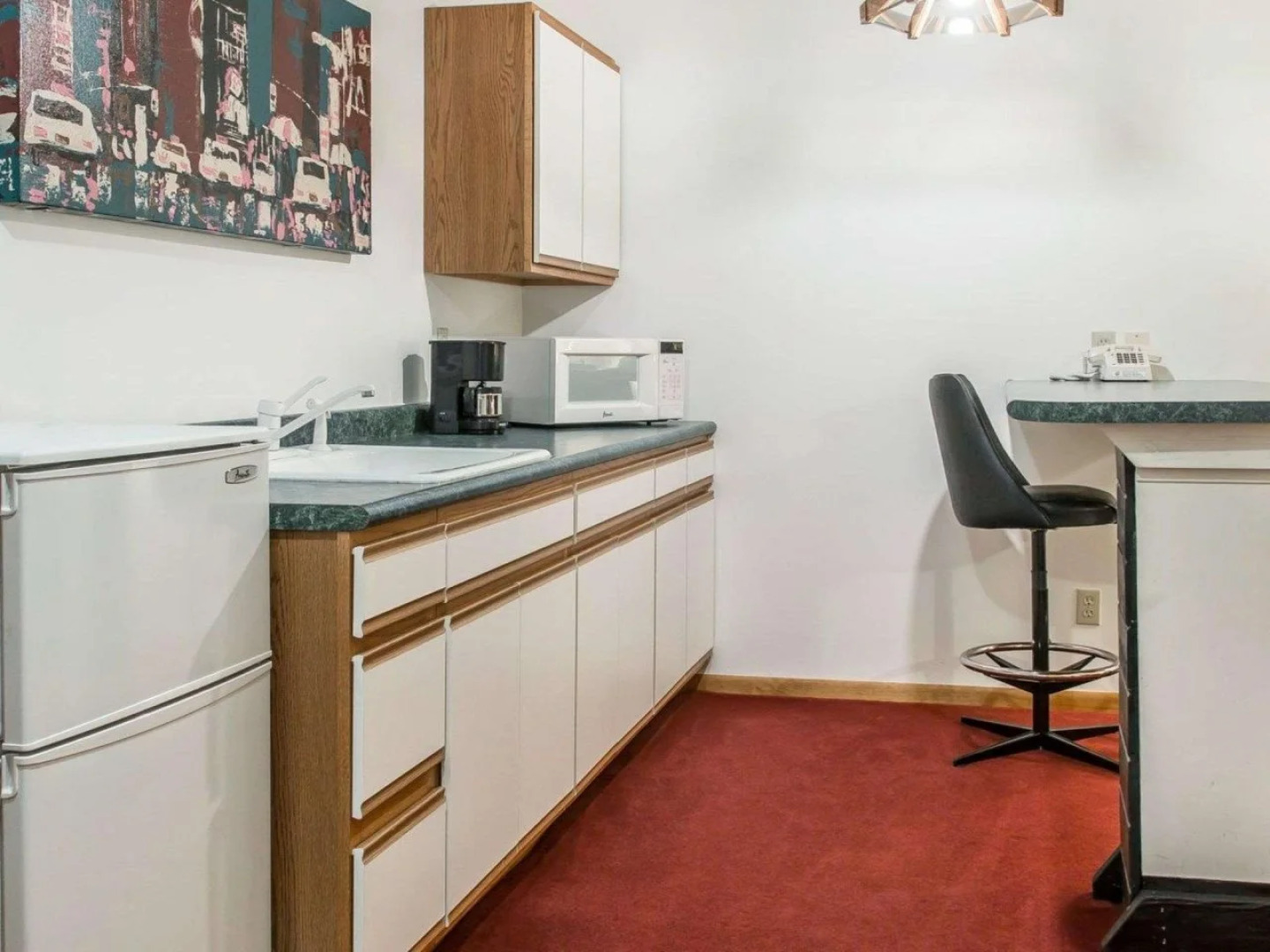 Econo Lodge Lakeshore