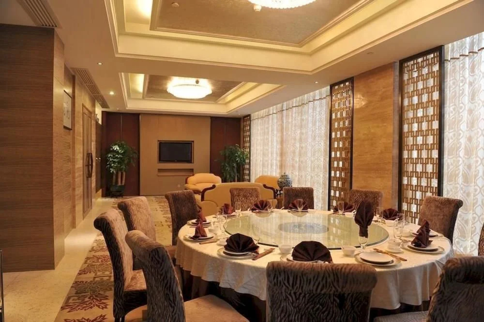 Western Coast Garden Hotel