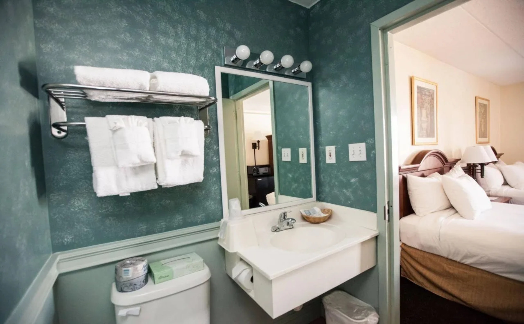 Inns of Virginia Falls Church