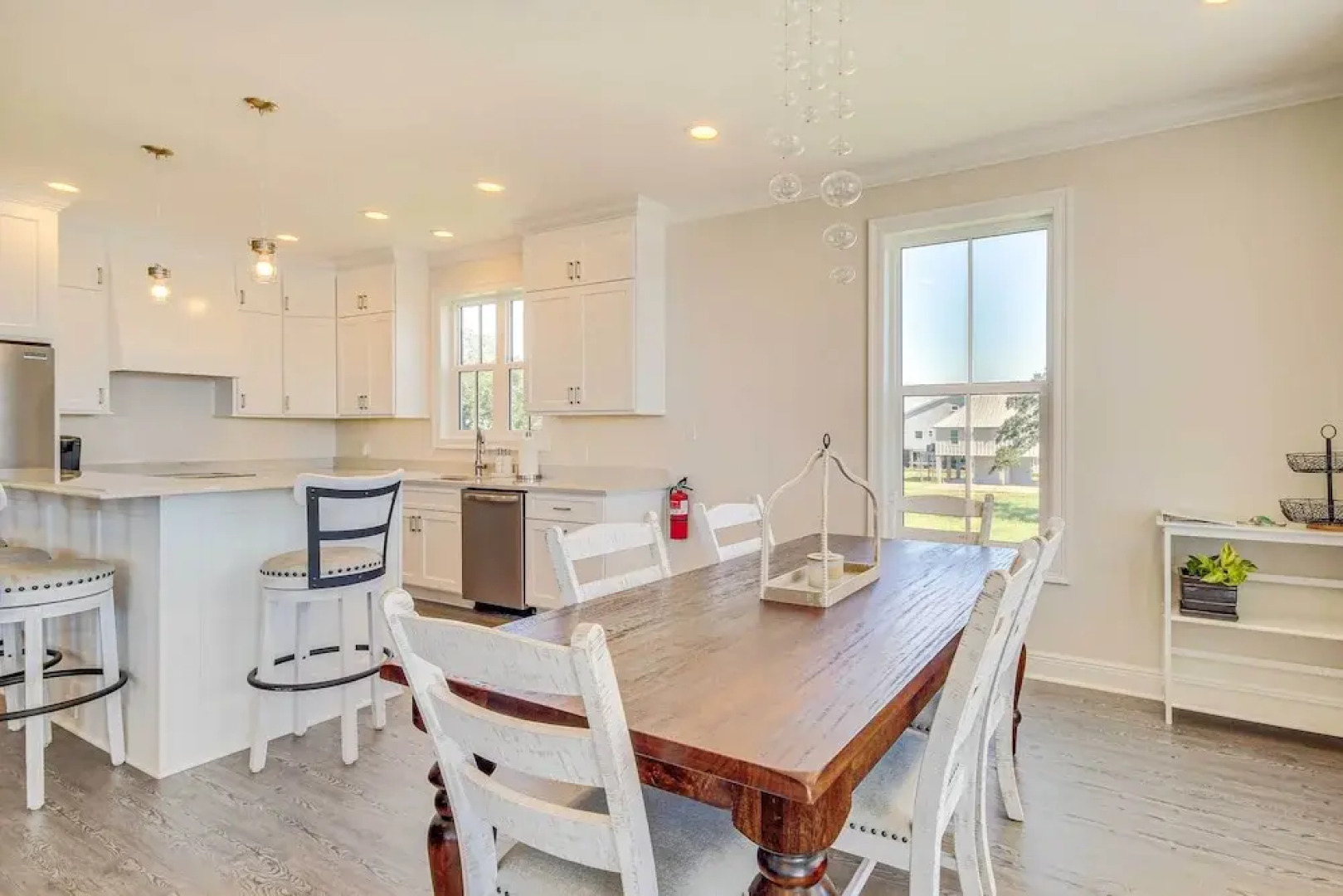 Walk to Beach: Oceanfront Home w/ Outdoor Kitchen