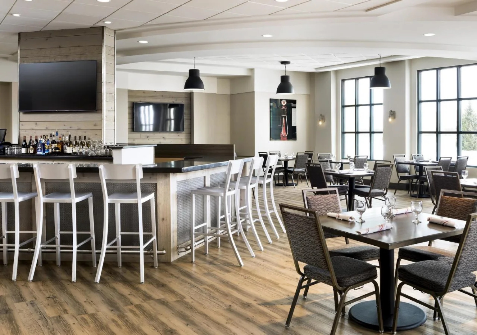 Holiday Inn Cincinnati Liberty Way by IHG