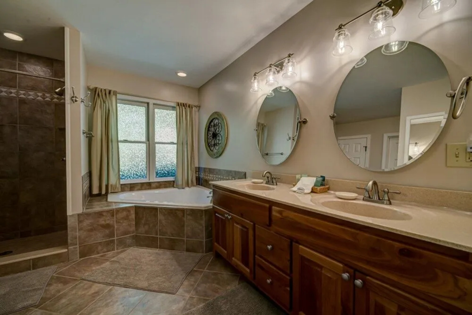 Toccoa Lookout Cottage by Escape to Blue Ridge